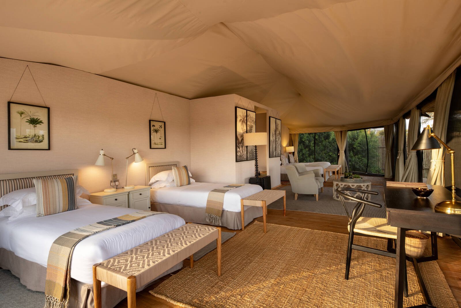 A well-run camp serves good food and drink, and tailors meals to guests' needs