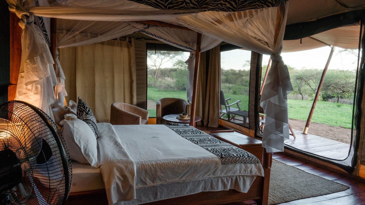 Luxury Ngorongoro crater rim lodge